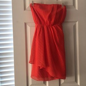 Strapless express dress